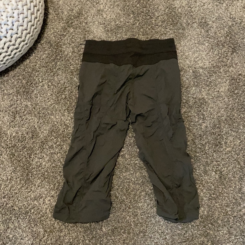 Studio Crop Capri - image 2